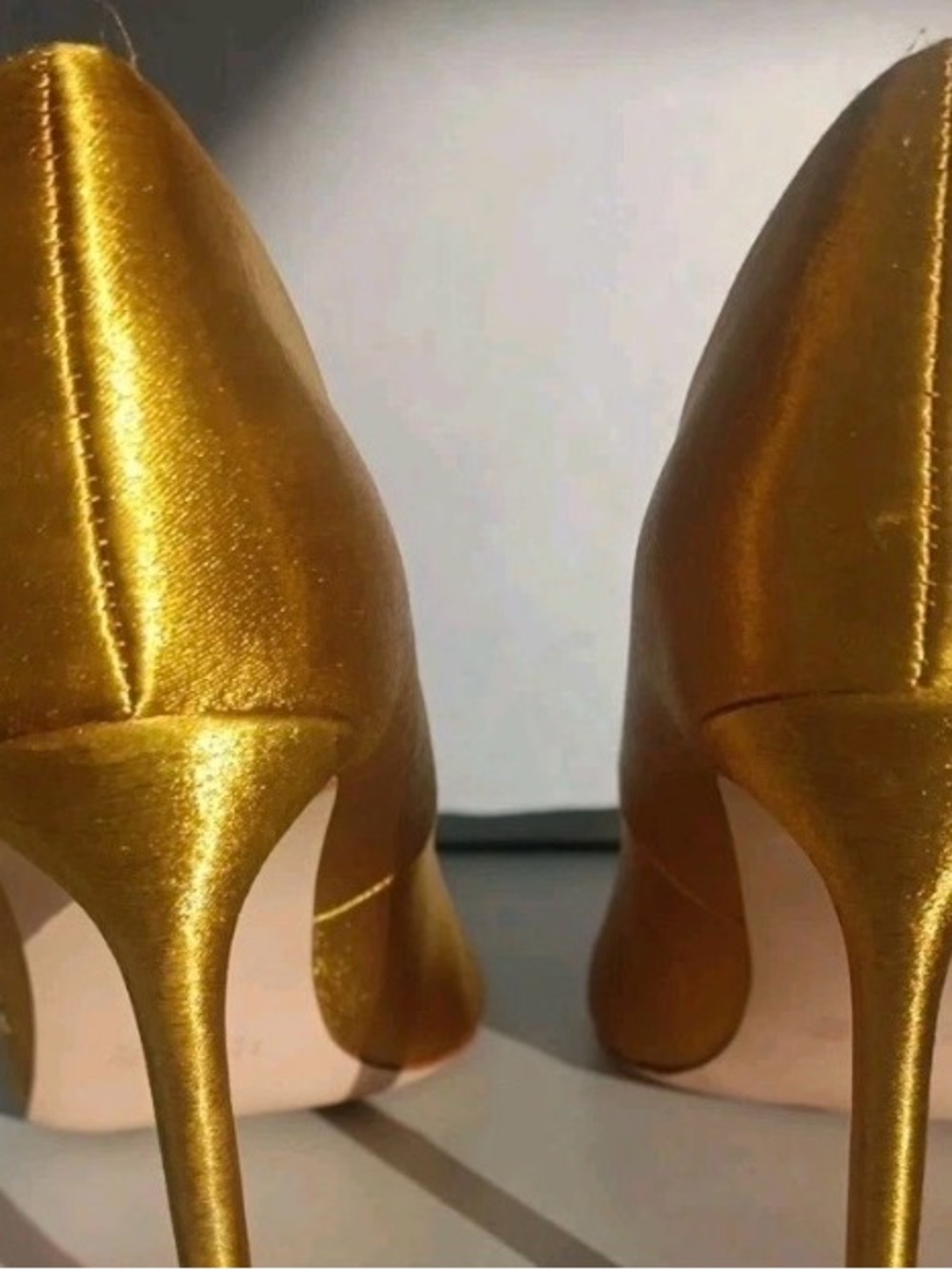 Zara Basic Peacock Embroidered Chartreuse yellow SATIN-EFFECT Pump - Picture 8 of 8